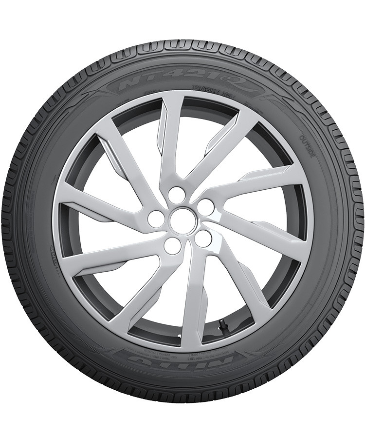 Nitto NT421Q 235/55 R19 105W купить в KOLOBOX
